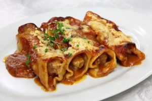 12 Cannelloni with Sausages & Mushrooms